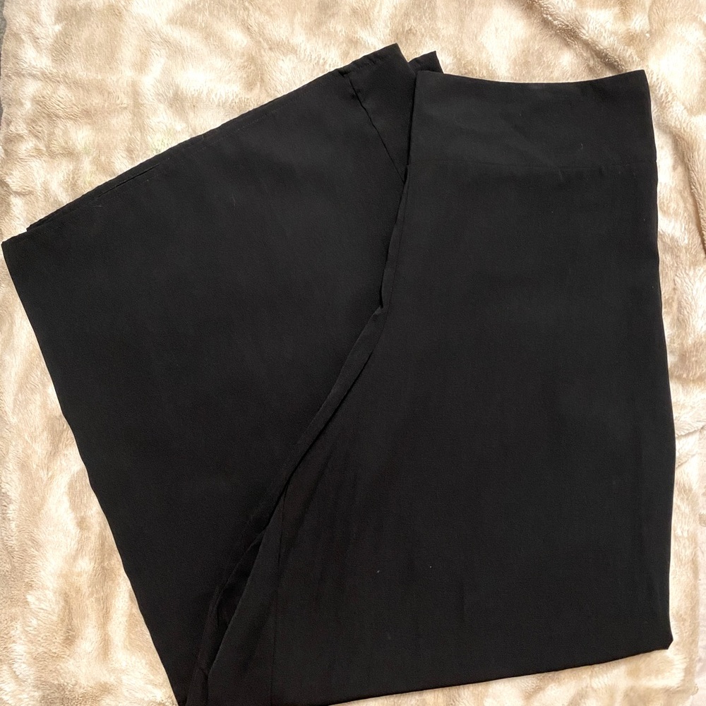 NWOT Mossimo Pull-On Extra Wide Leg Boho Pants Size Medium.